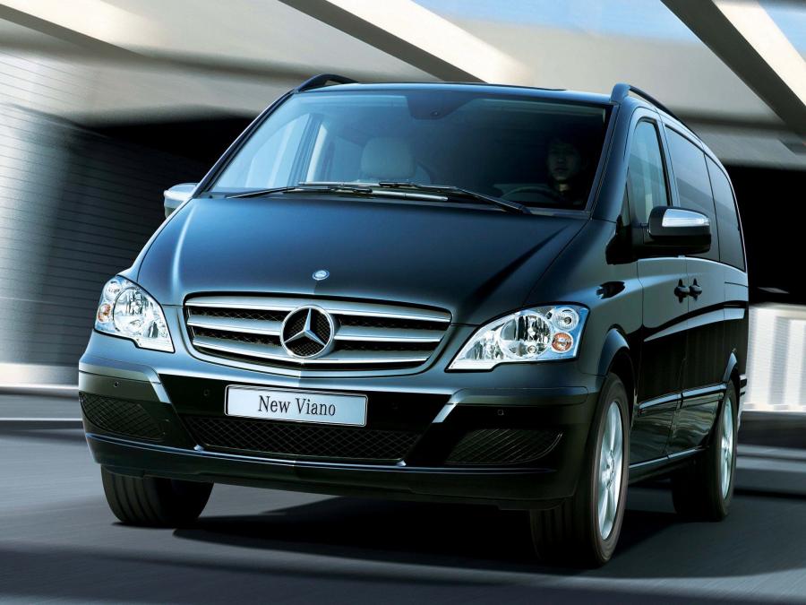  Mercedes-Benz Viano 2010 года  (CN) (фото 3 из 6)